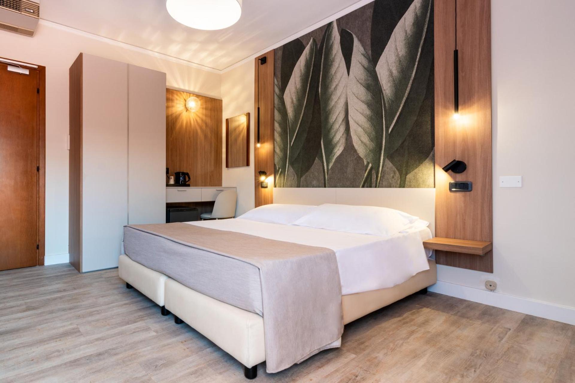 Continental B&B City Hotel بيبيوني الغرفة الصورة